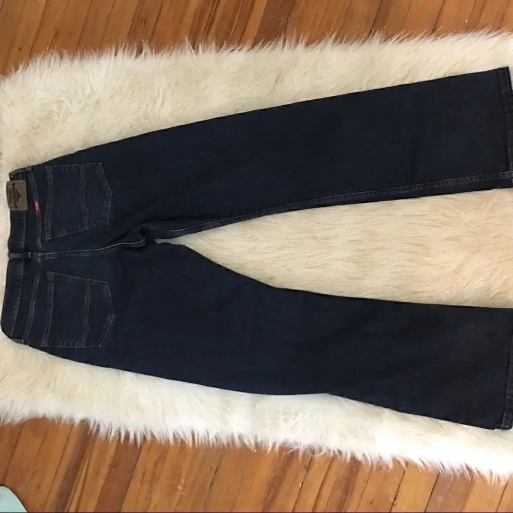 Wrangle Bootcut Stretch dark wash denim!
